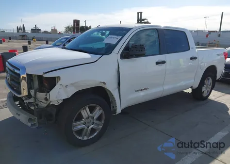 2010 Toyota Tundra Grade 4.6L V8 from USA, damaged, VIN 5TFEM5F10AX012133